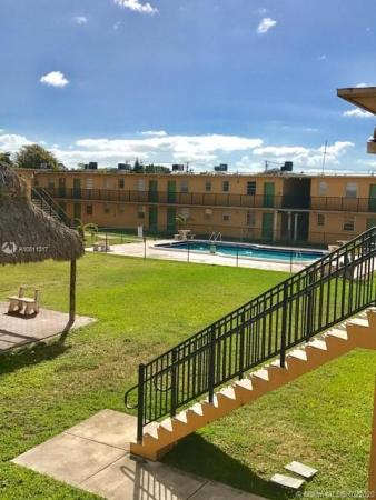 Gables Edge, 4300 SW 67th Ave #38, Glenvar Heights, Florida 33155, image 2