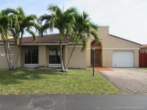 Poinciana Pointe, 521 SW 89th Ave, Fountainebleau, Florida 33174, image 2