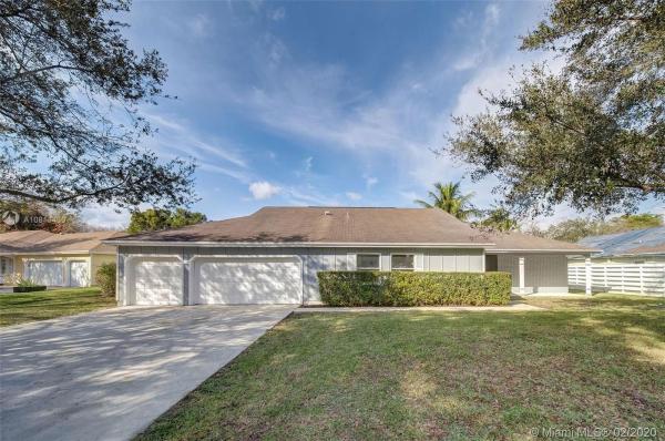 Robin's Run West, 15111 SW 145th St, Country Walk, Florida 33196, image 2