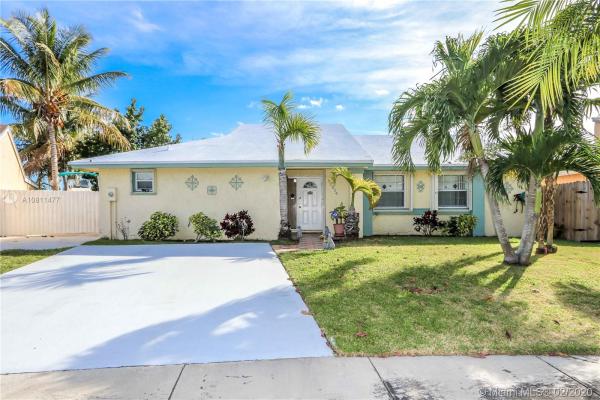 Oak Park, 12214 SW 205th Ter, South Miami Heights, Florida 33177, image 2