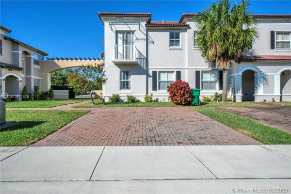 Century Gardens Village, 9014 SW 153rd Ct #9014, The Hammocks, Florida 33196, image 2