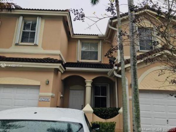 Kendall Breeze, 12308 SW 123rd Psge, Three Lakes, Florida 33186, image 2
