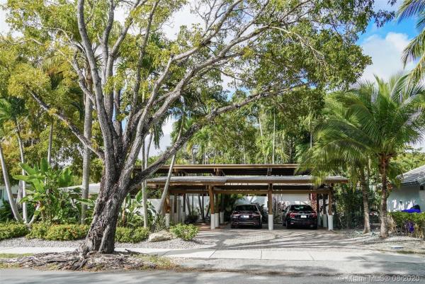 Bay Heights, 125 W Shore Dr W, Miami, Florida 33133, image 2
