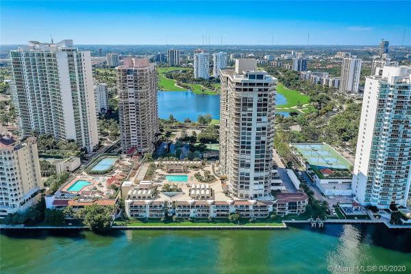 Terraces North Turnberry, 20191 E Country Club Dr #2301, Aventura, Florida 33180, image 2