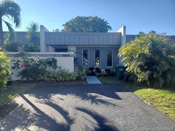 Creekside Villas, 7434 SW 106th Pl #7434, Kendall, Florida 33173, image 2