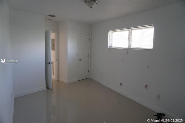 2388 NE 173, North Miami, Florida 33160, image 2