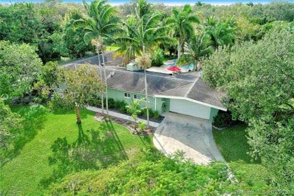 Hawley Heights, 11550 SW 92nd Ave, Kendall, Florida 33176, image 2