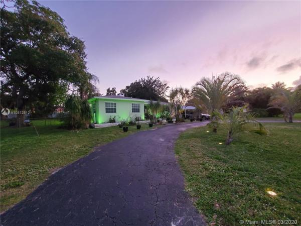 Hollywood Little Ranches, 2718 Jackson St, Hollywood, Florida 33020, image 2