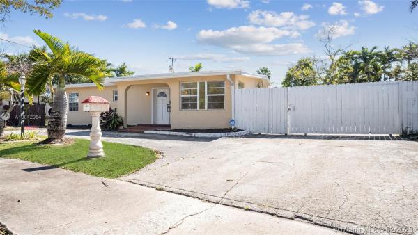 Westwood Lakes Residential, 10740 SW 55th Ter, Westwood Lakes, Florida 33165, image 2