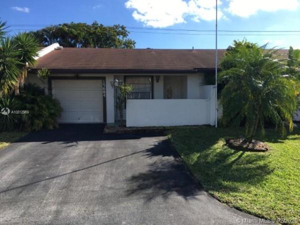 Bottlebrush At Las Verdes, 15684 Bottlebrush Cir, Delray Beach, Florida 33484, image 2