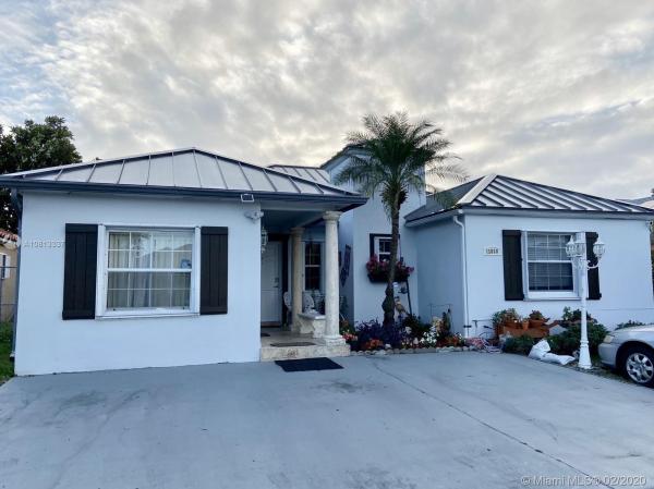 American Homes, 15880 SW 143rd Ave, Richmond West, Florida 33177, image 2
