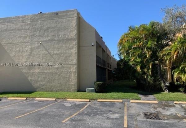 Park East, 30 NW 87th Ave #C112, Fountainebleau, Florida 33172, image 2