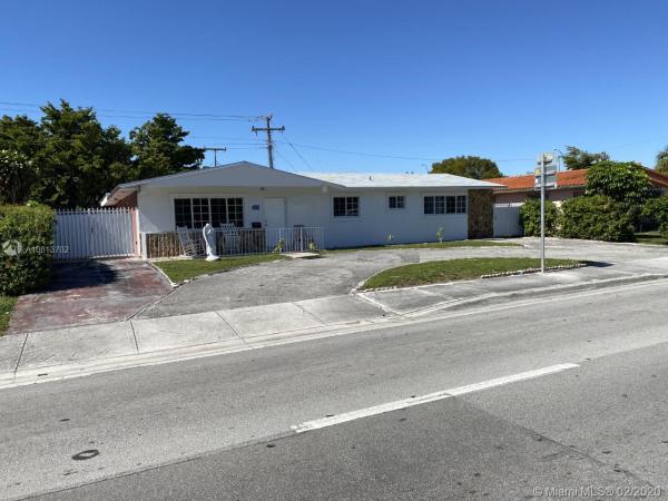 Westwood Lakes Residential, 4010 SW 107th Ave, Westwood Lakes, Florida 33165, image 2