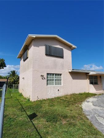 Princetonian West, 12731 SW 256th St, Princeton, Florida 33032, image 2