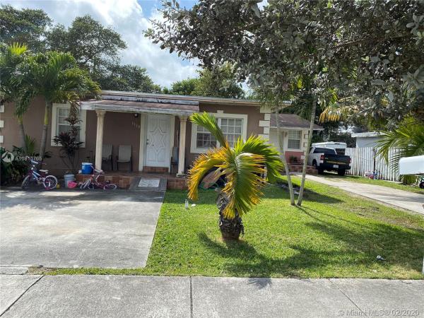 Breezy Acres, 9430 SW 39th St, Westchester, Florida 33165, image 2