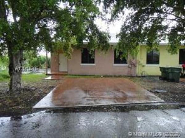 Esplanade, 1451 Kia Dr, Homestead, Florida 33033, image 2
