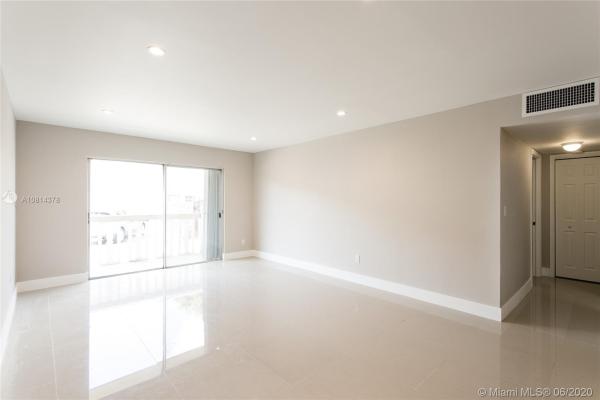 Ola, 15201 NE 6th Ave #C102, Golden Glades, Florida 33162, image 2