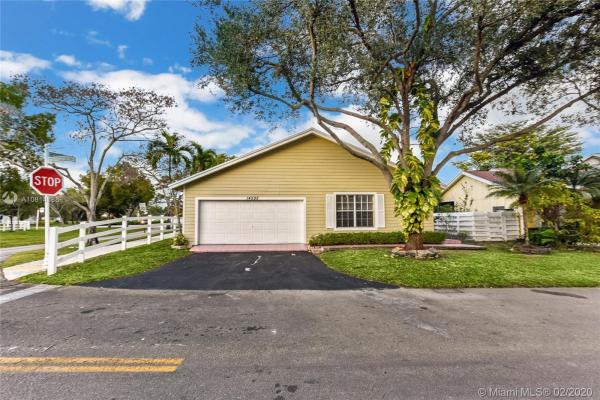 Rooster's Ridge, 14502 SW 142nd Ct Cir S, Country Walk, Florida 33186, image 2