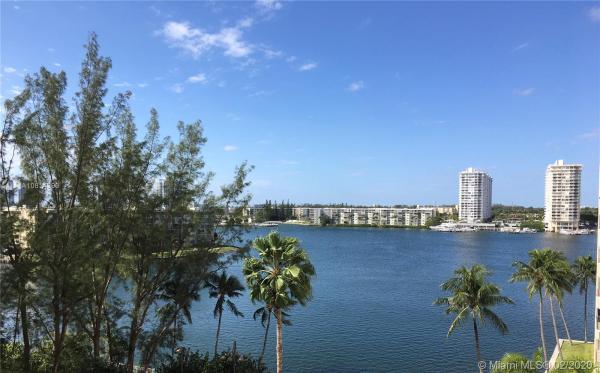 The Clipper At Biscayne Cove, 18151 NE 31st Ct #703, Aventura, Florida 33160, image 2