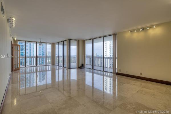 Turnberry Towers, 19355 Turnberry Way #11D, Aventura, Florida 33180, image 2
