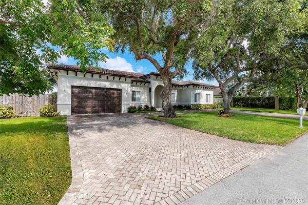 Cloisters At The Falls, 12740 SW 93rd Ave, Kendall, Florida 33176, image 2