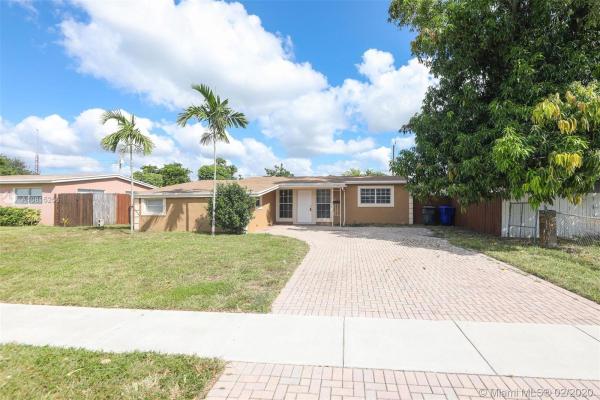 Heritage Homes, 7071 Park St, Hollywood, Florida 33024, image 2