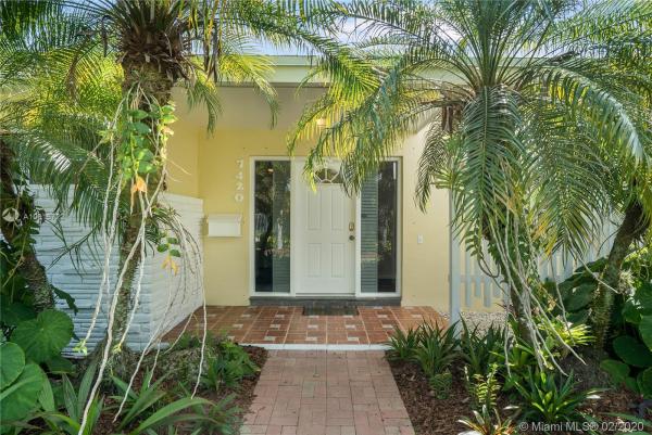 Bea Manors, 7420 SW 130th St, Pinecrest, Florida 33156, image 2
