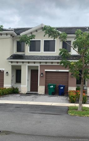 Hidden Lake Townhomes, 12736 SW 131st Ter, Three Lakes, Florida 33186, image 2