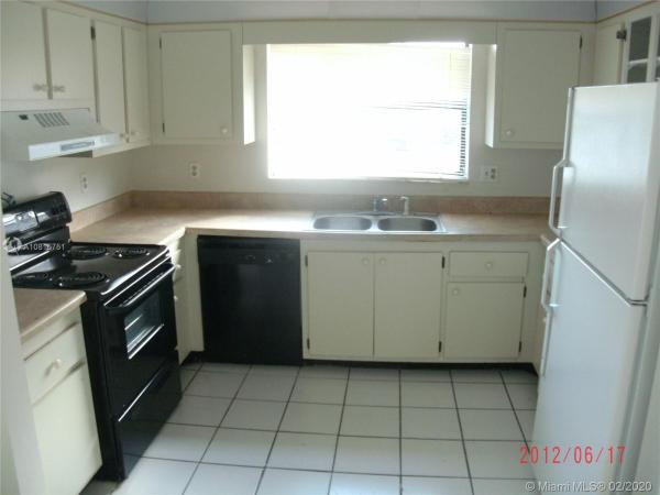 South Shore Of Wellington, 1338 White Pine Dr #9-D, Wellington, Florida 33414, image 1
