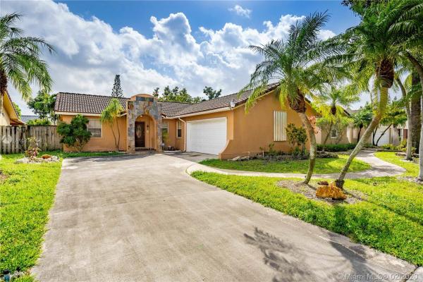 Mandy, 14730 SW 170th Ter, Richmond West, Florida 33187, image 2