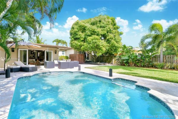 Sunset Trails, Hollywood, Florida 33020, image 2