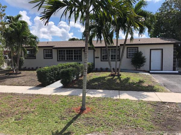 Liberty Homes Estates, 2920 NW 210th Ter, Miami Gardens, Florida 33056, image 2