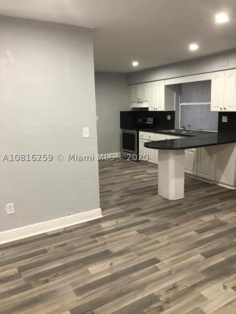 Irons Manor High Pine, 985 NE 135th St, North Miami, Florida 33161, image 2