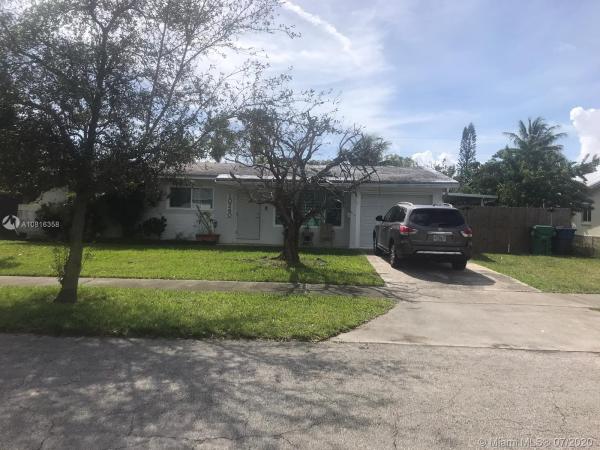 Cutler Ridge, 10240 Pan American Dr, Cutler Bay, Florida 33189, image 2