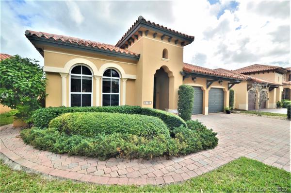 2731 SW 152nd Ct, Unincorporated Dade County, Florida 33185, image 2
