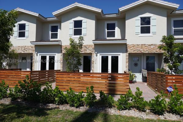 Townhomes On Coconut Palm, 12791 SW 247th St #12791, Princeton, Florida 33032, image 3