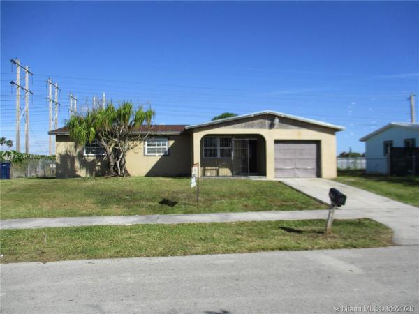 Meadow Wood Manor, 12445 SW 261st Ter, Kendall, Florida 33032, image 2