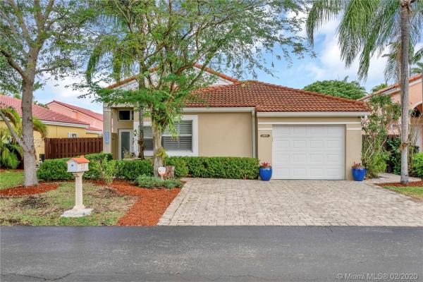 Poinciana At Kendall, 11837 SW 93rd Ter, Kendall, Florida 33186, image 2