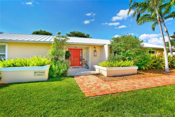 Pine Shore, 11520 SW 126th St, Kendall, Florida 33176, image 2