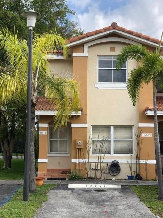 Kendale Lakes No HOA, 13871 SW 62nd Ter #13871, Kendale Lakes, Florida 33183, image 2
