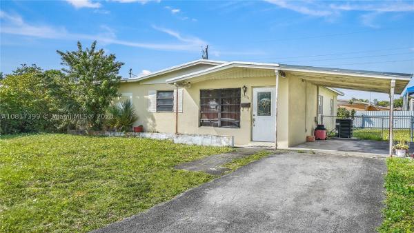 Red Road Manor At Carol City, 16934 NW 53rd Pl, Miami Gardens, Florida 33055, image 2