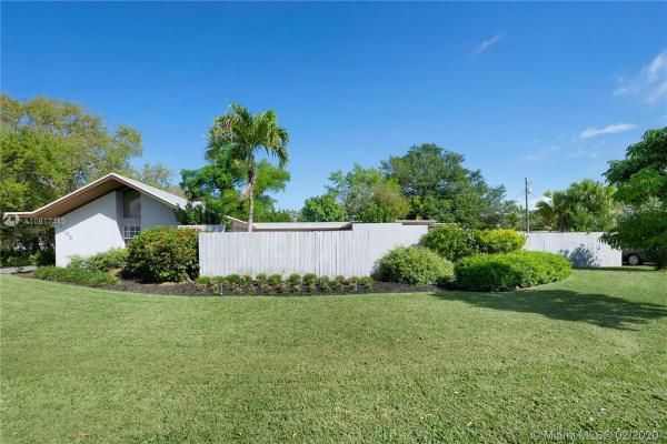 Omni Estates, 8365 SW 184th Ln, Cutler Bay, Florida 33157, image 2