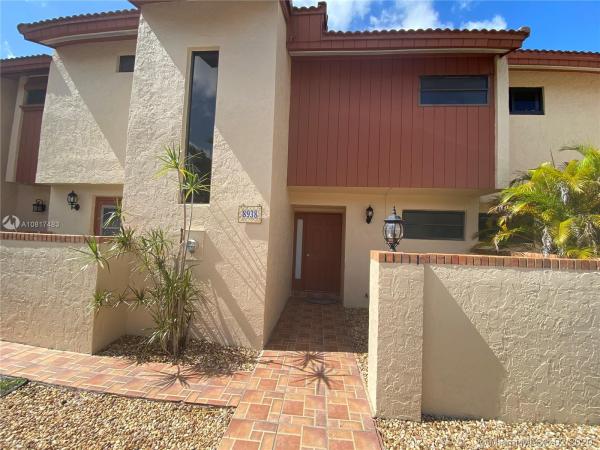 Kendall Walk, 8938 SW 149th Pl #8938, The Hammocks, Florida 33196, image 2