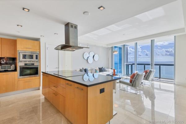 North Carillon Beach, 6899 Collins Ave #1701, Miami Beach, Florida 33141, image 2