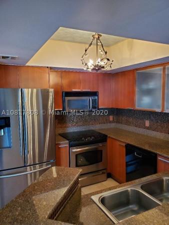 La Perla, 16699 Collins Ave #2704, Sunny Isles Beach, Florida 33160, image 2
