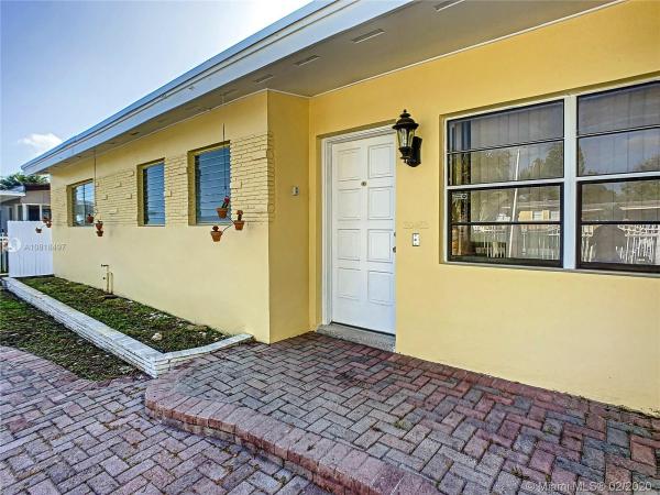 Malvina Park, 20432 NE 14th Ct, Ives Estates, Florida 33179, image 2