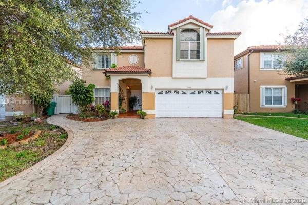 Marbella Park, 8256 NW 195th Ter, Hialeah, Florida 33015, image 2