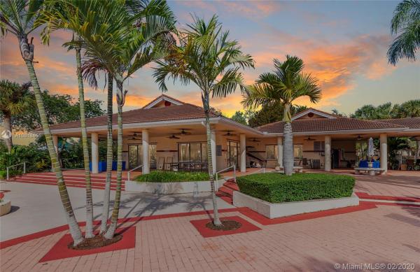 Banyan Tree, 9806 Hammocks Blvd #201-25, The Hammocks, Florida 33196, image 2