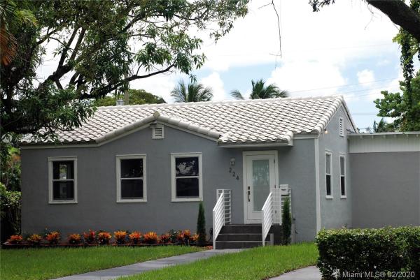 Country Club Estates, 224 Carlisle Dr, Miami Springs, Florida 33166, image 2