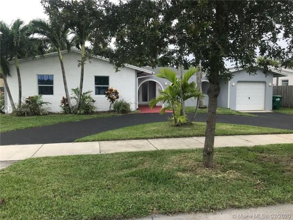 Bel Aire, 18510 SW 91st Ave, Cutler Bay, Florida 33157, image 2